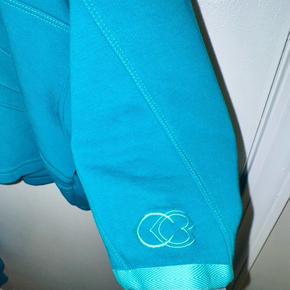 Reebok x Cardi B Teal Cropped Hoodie w/ Open Elbows - Picture 5 of 15